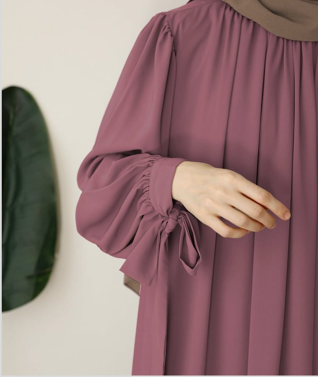 Abaya Banner 3