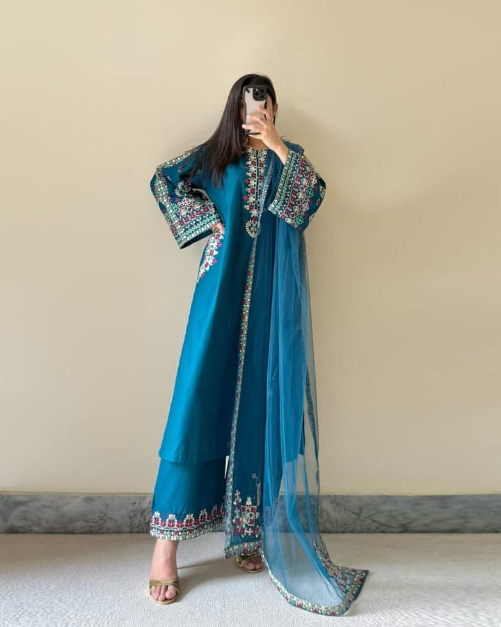 Teal Elegance Embroidered 3pcs-suit 2
